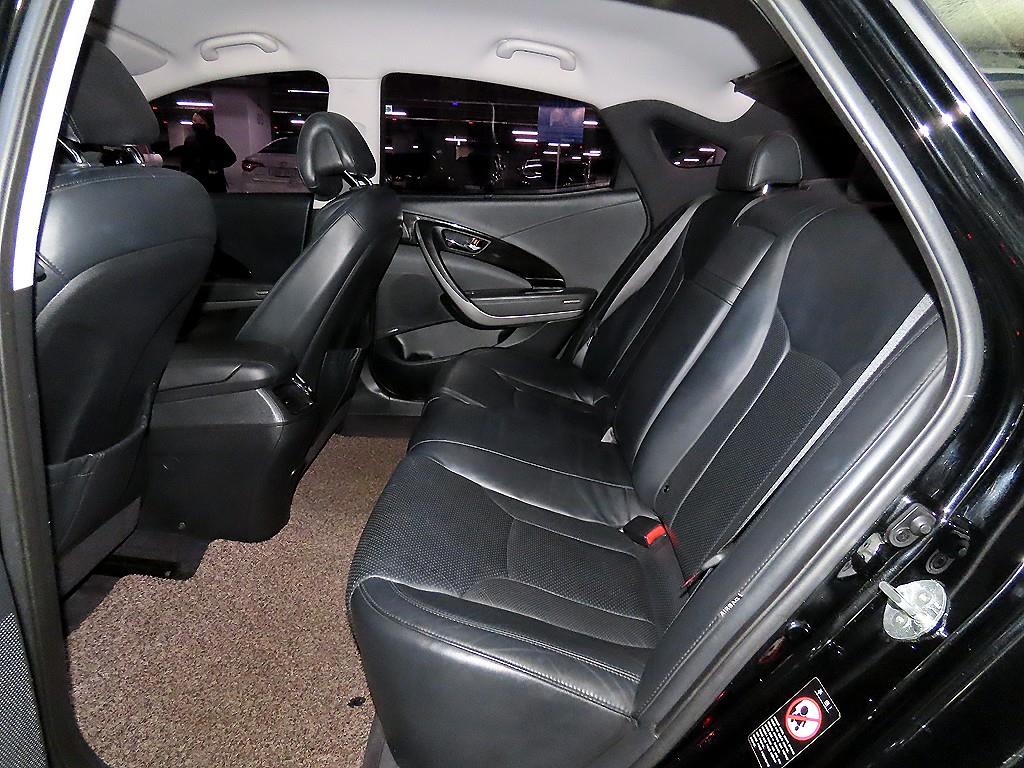 HYUNDAI Grandeur - Vista 7