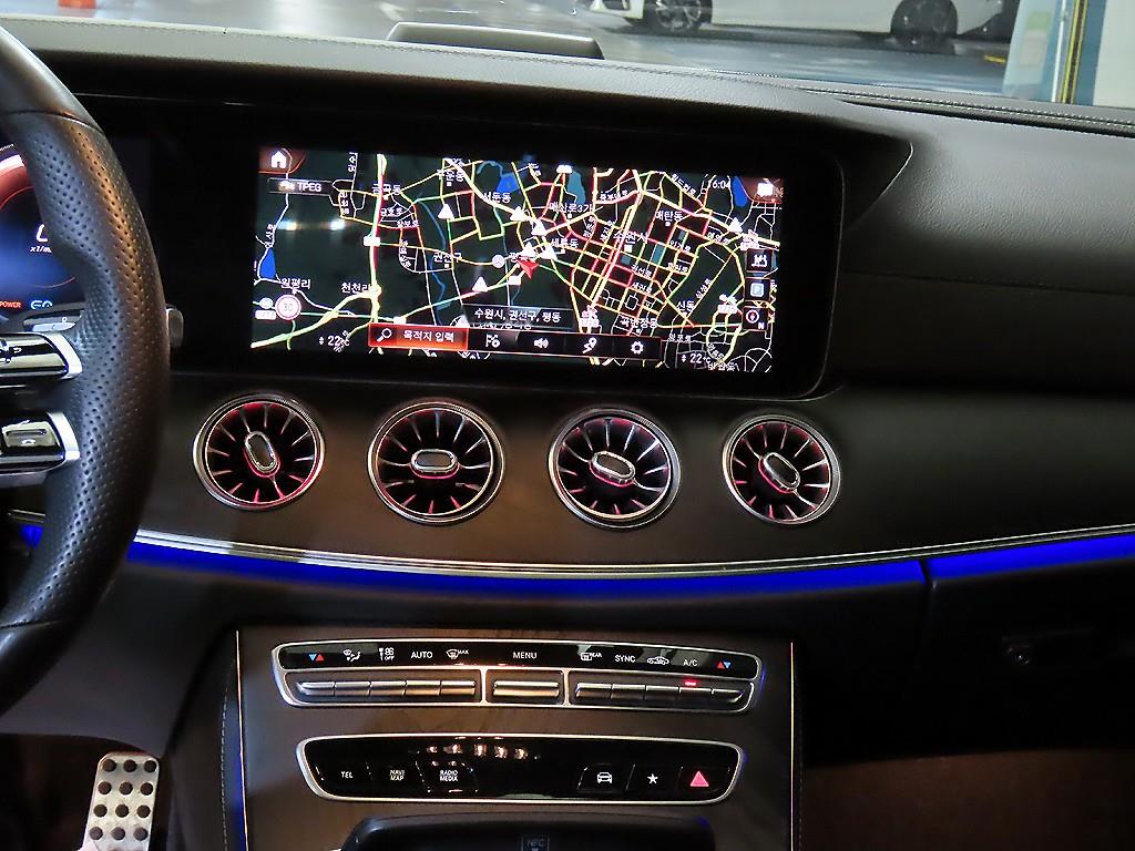 Mercedes Benz CLS Class - Vista 11