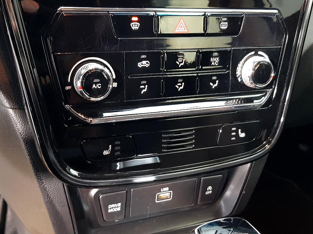 Ssangyong Tivoli 2021 Blanco - Importación desde Corea - HF Imports Iquique - Foto 13