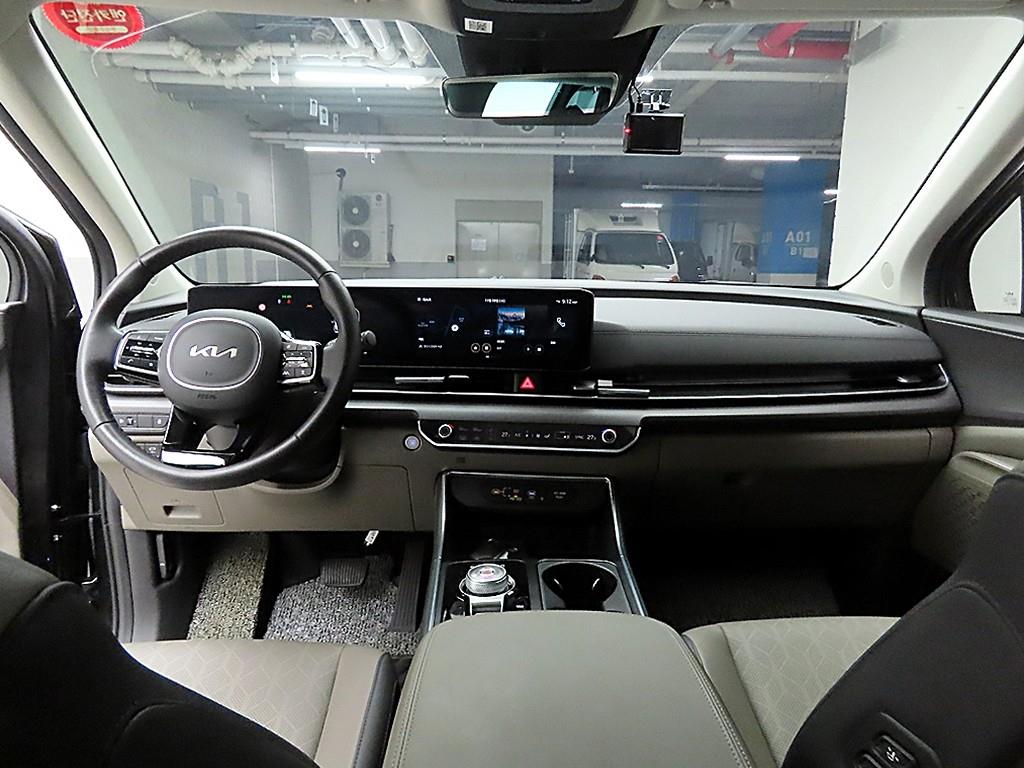 KIA Carnival - Vista 7