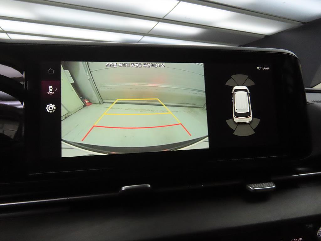 KIA Carnival - Vista 11