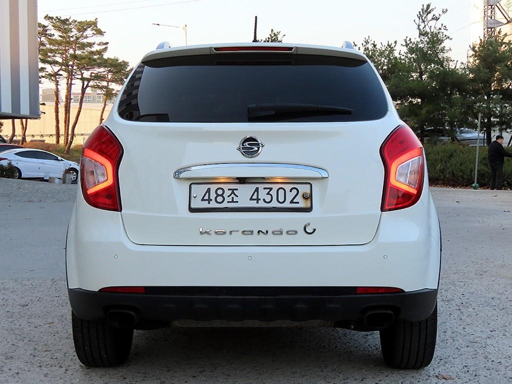 Ssangyong Korando - Vista 4