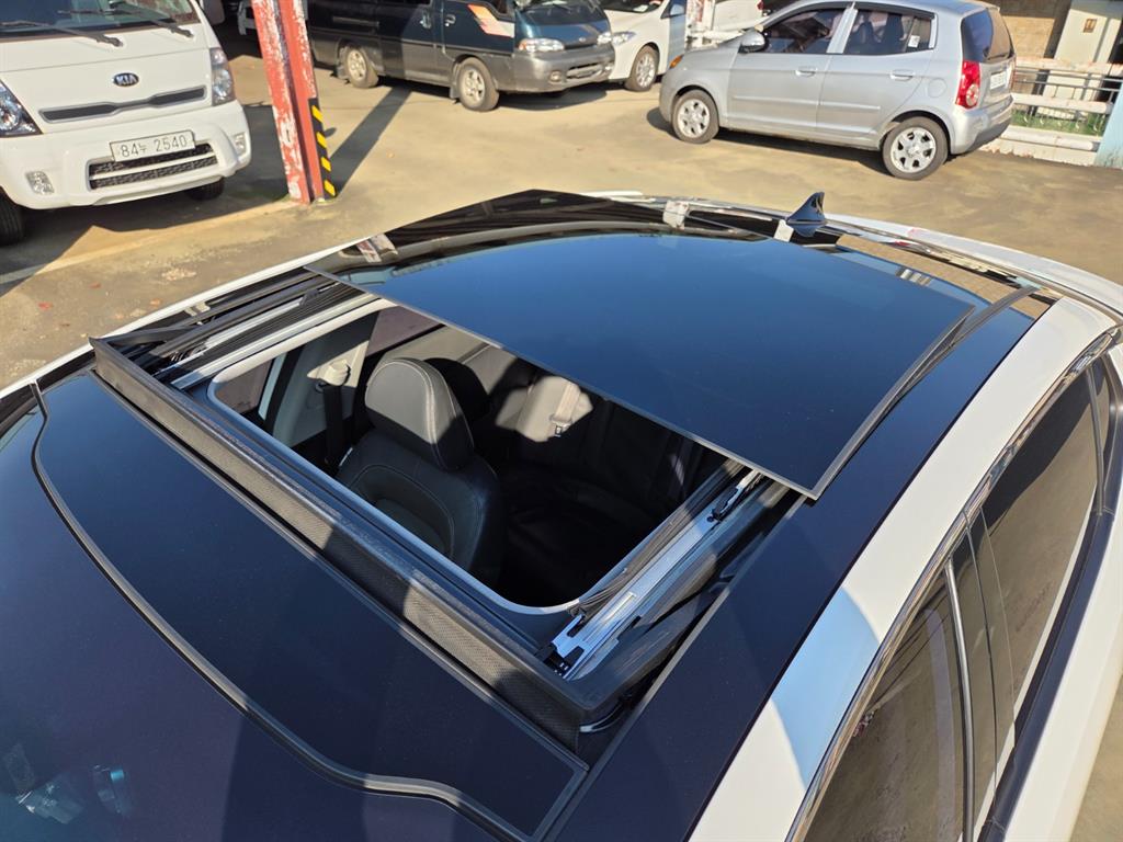 KIA K5 2013 Blanco - Importación desde Corea - HF Imports Iquique - Foto 17