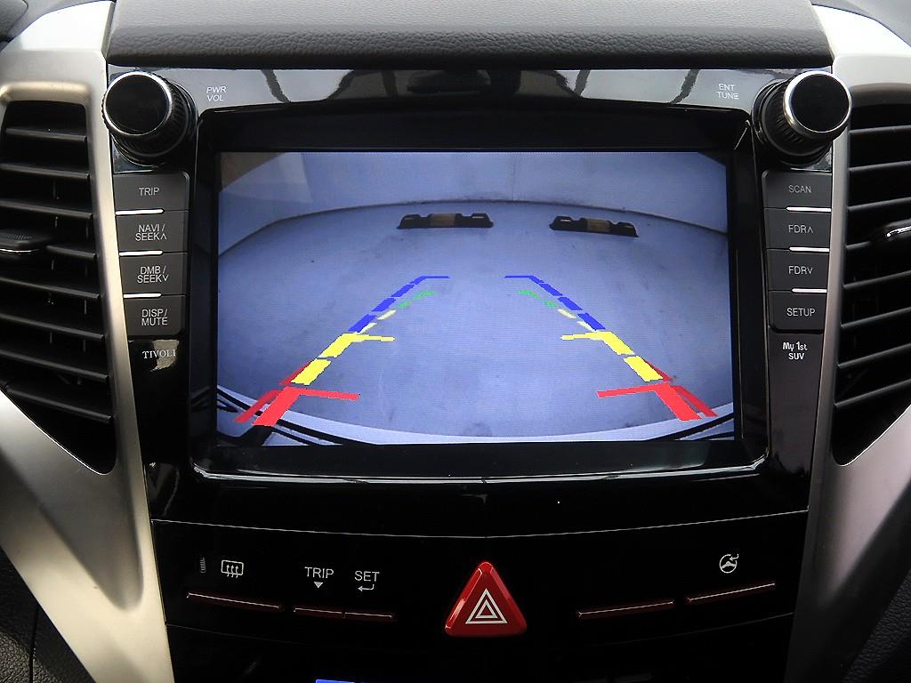 Ssangyong Tivoli 2016 Blanco - Importación desde Corea - HF Imports Iquique - Foto 13