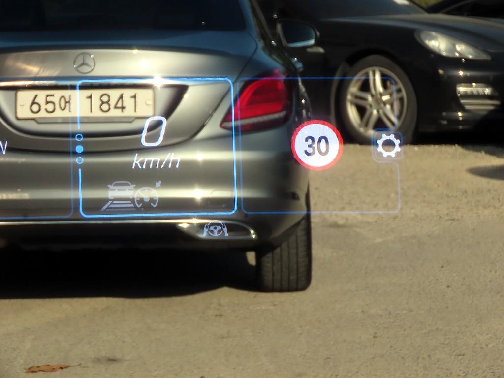 Mercedes Benz GLE Class - Vista 10