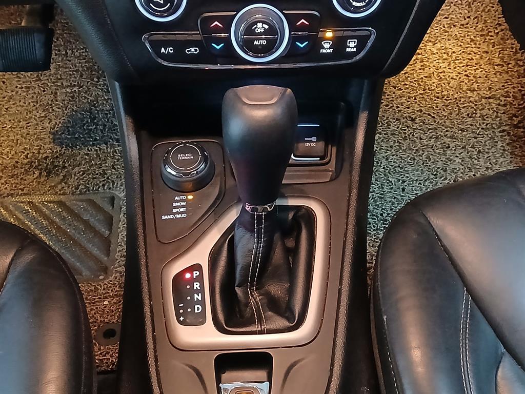 Jeep Cherokee 2016 Blanco - Importación desde Corea - HF Imports Iquique - Foto 14