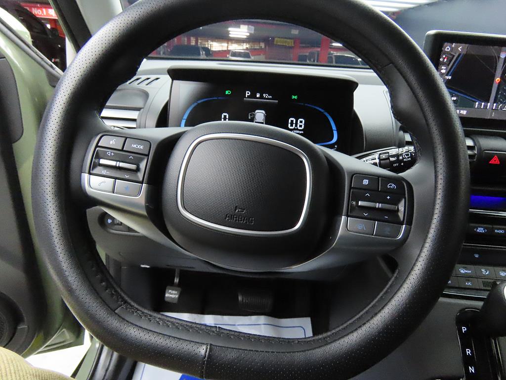 HYUNDAI Casper - Vista 8