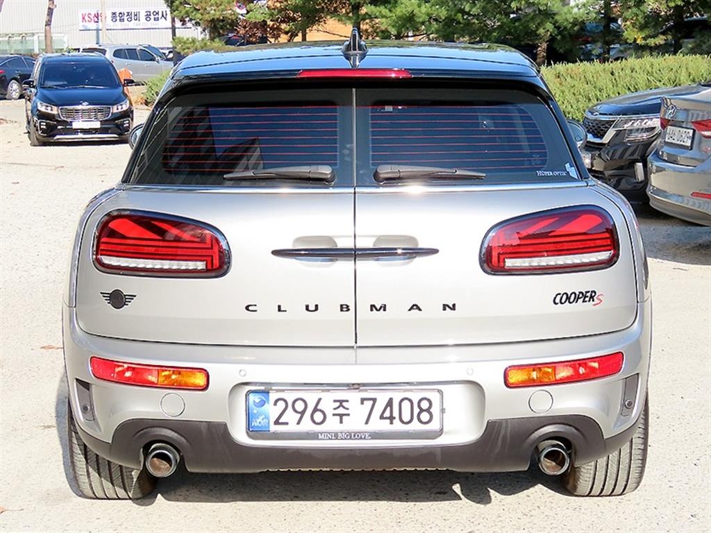 Mini Clubman - Vista 4