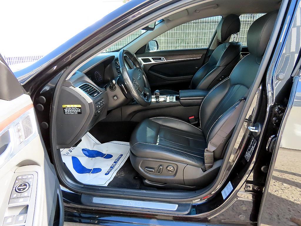 Genesis G80 - Vista 5