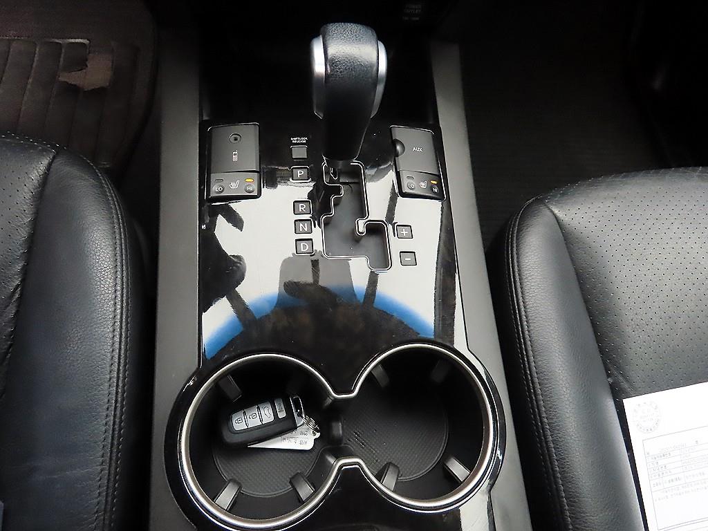 KIA Mohave - Vista 10