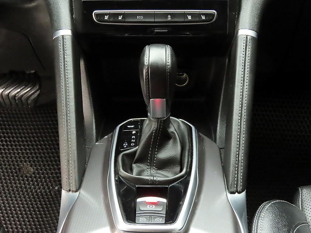 SAMSUNG QM6 - Vista 10