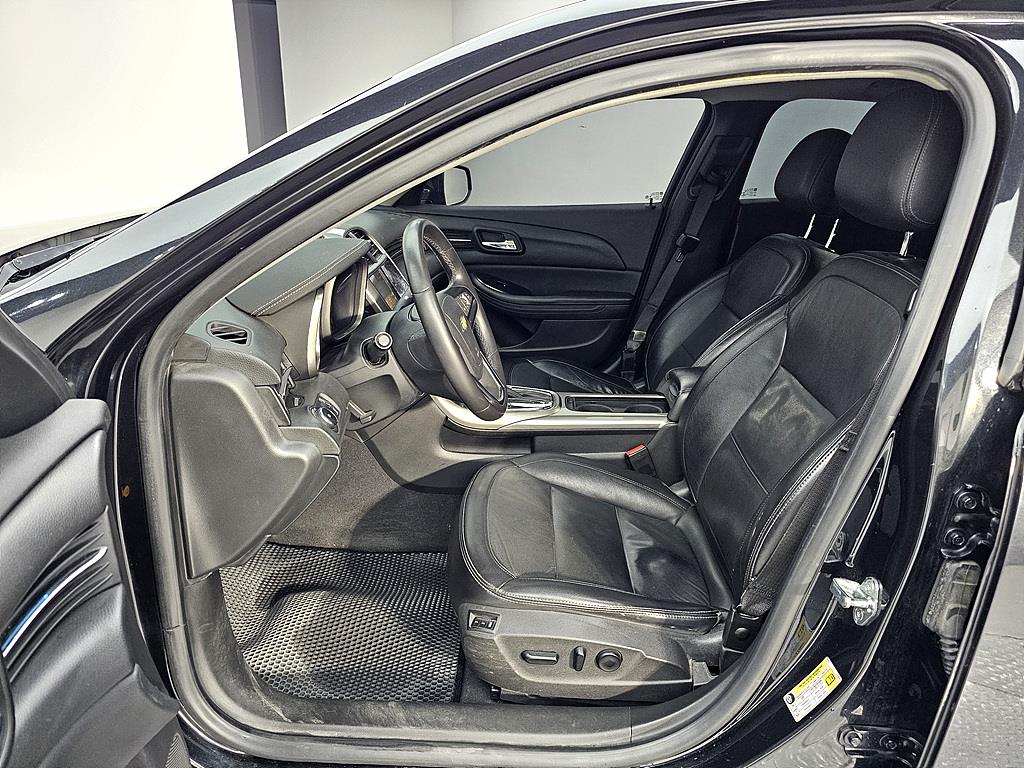 Chevrolet Malibu - Vista 8