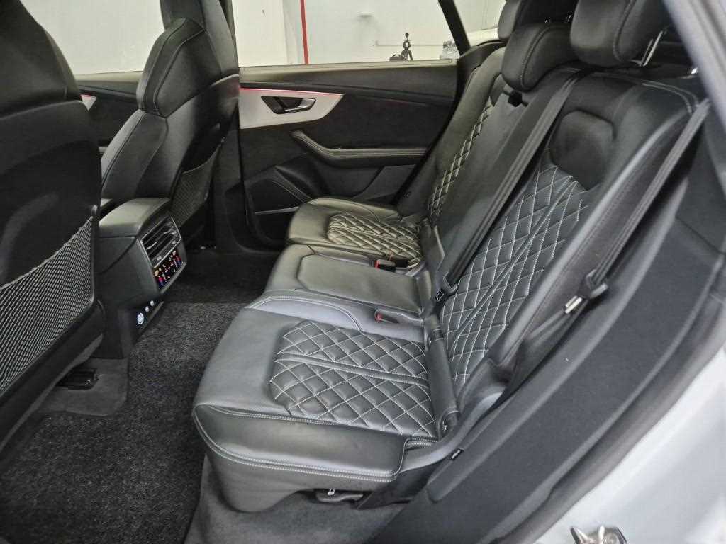 Audi Q8 - Vista 11