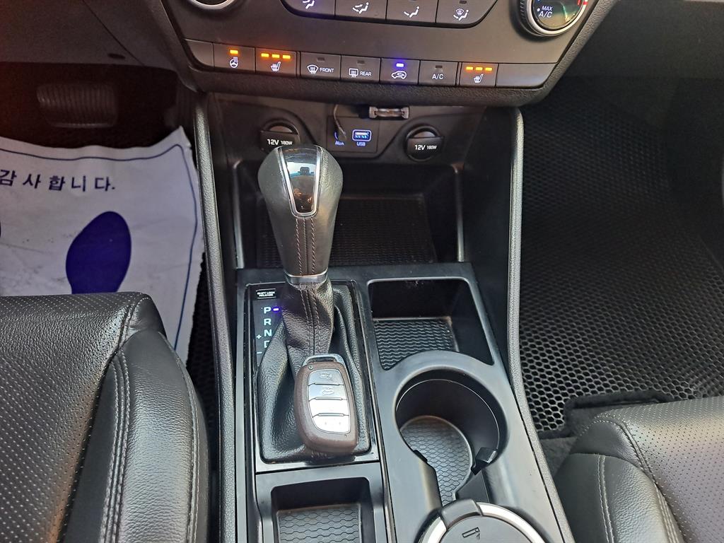 HYUNDAI Tucson - Vista 10