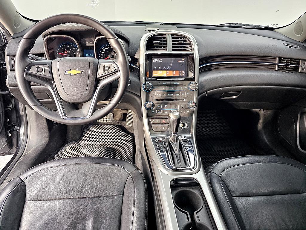 Chevrolet Malibu - Vista 5