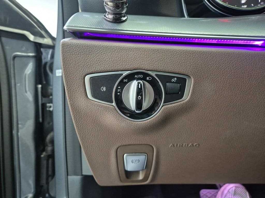 Mercedes Benz E class 2019 Gris - Importación desde Corea - HF Imports Iquique - Foto 18