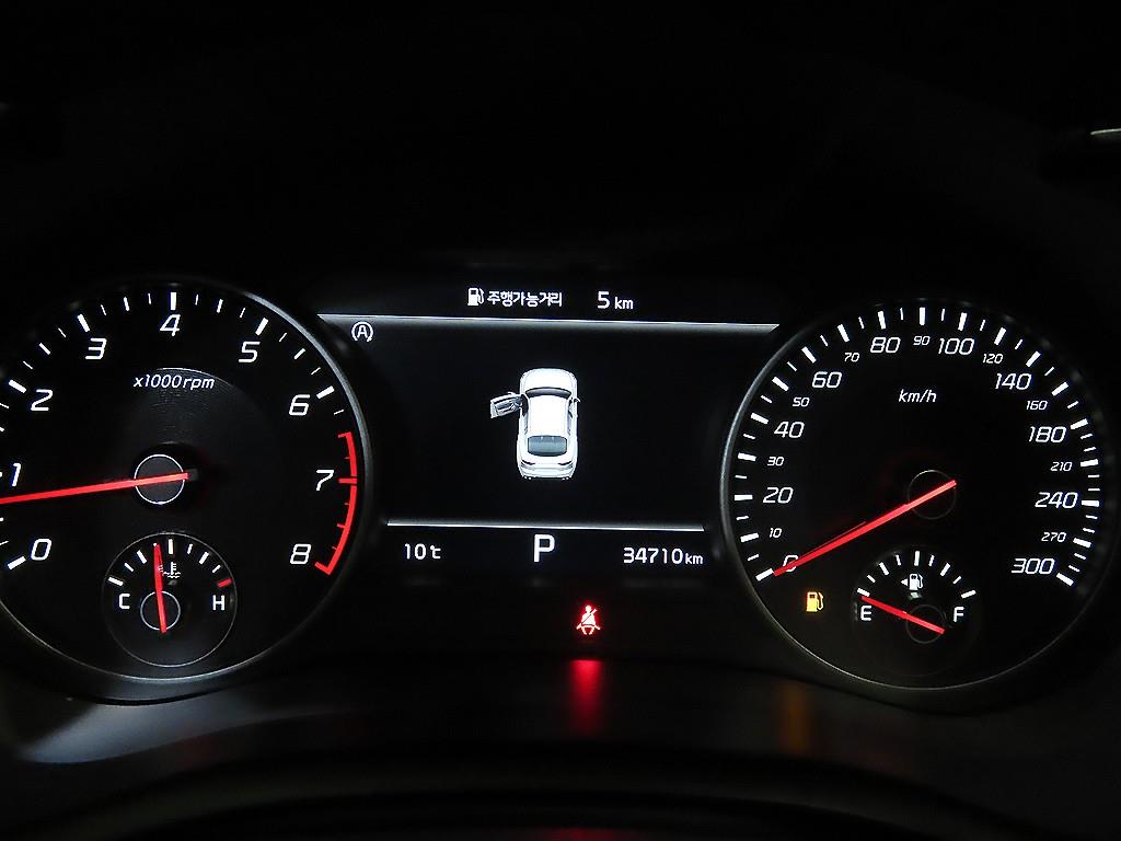 KIA Stinger - Vista 9