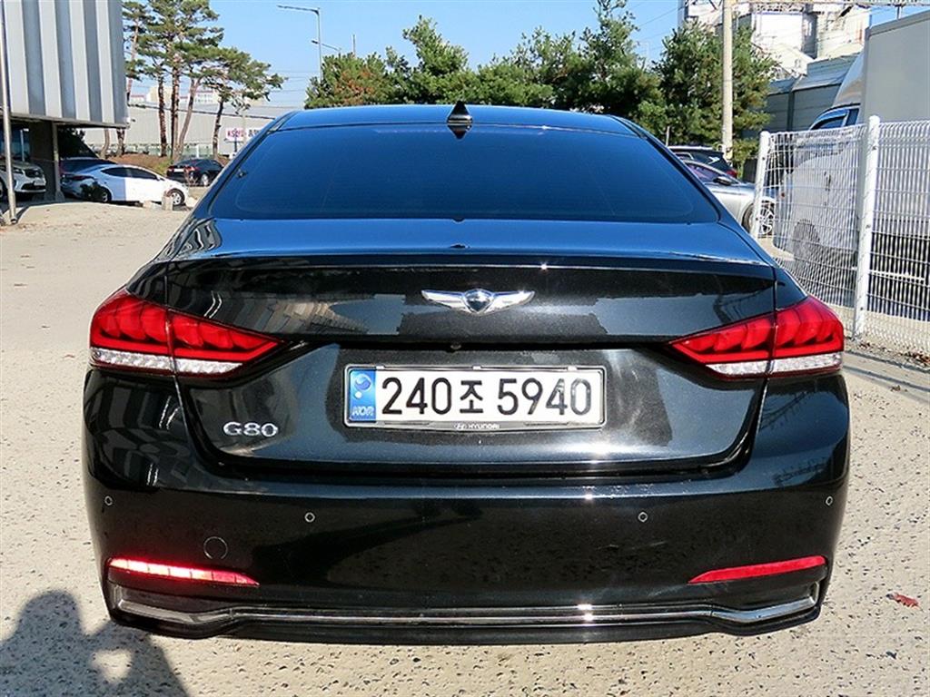 Genesis G80 - Vista 4