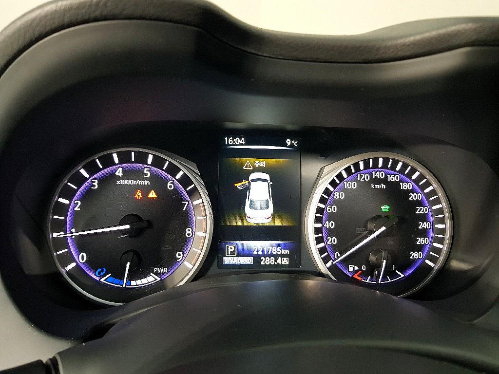 Infiniti Q - Vista 7