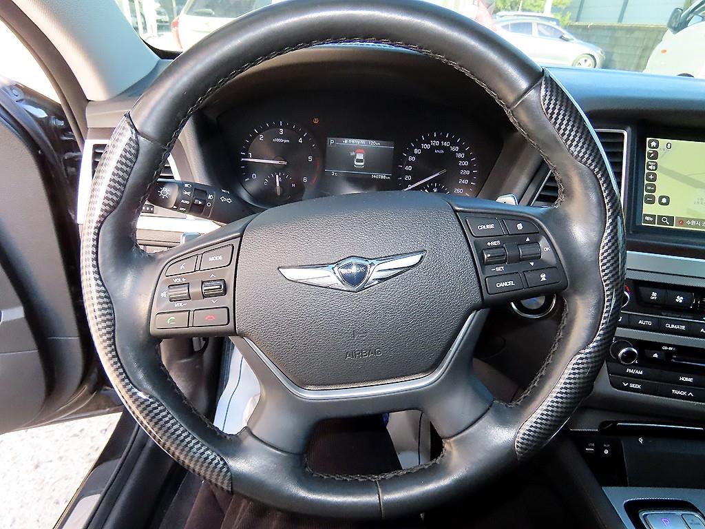 Genesis G80 - Vista 8