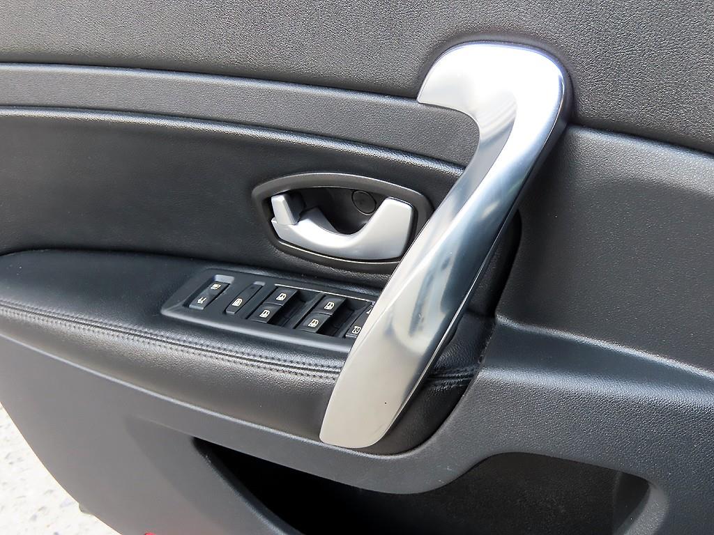 SAMSUNG SM5 - Vista 11