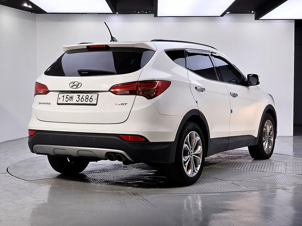 HYUNDAI Santa Fe - Vista 4