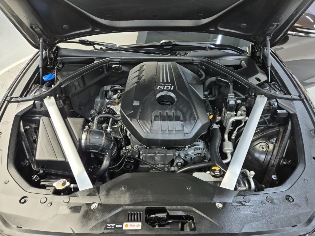 Genesis G70 - Vista 5