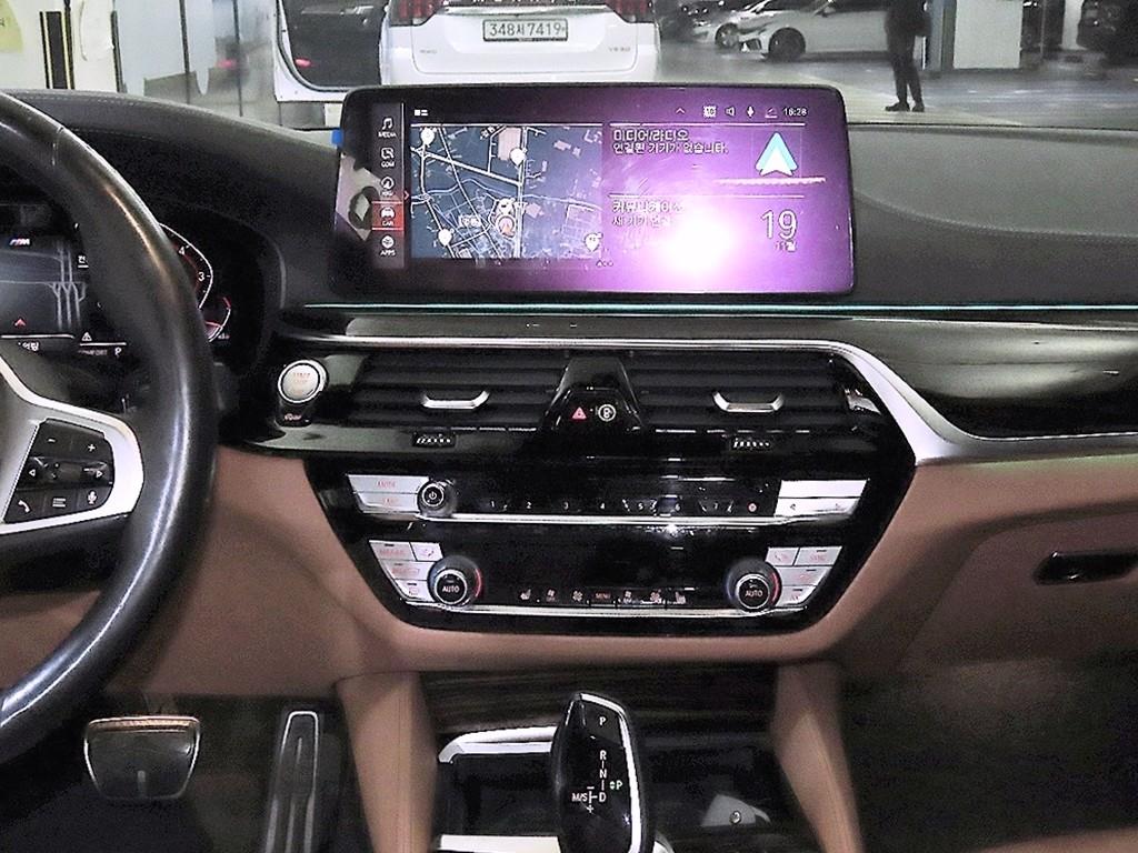 BMW 5 Series - Vista 11
