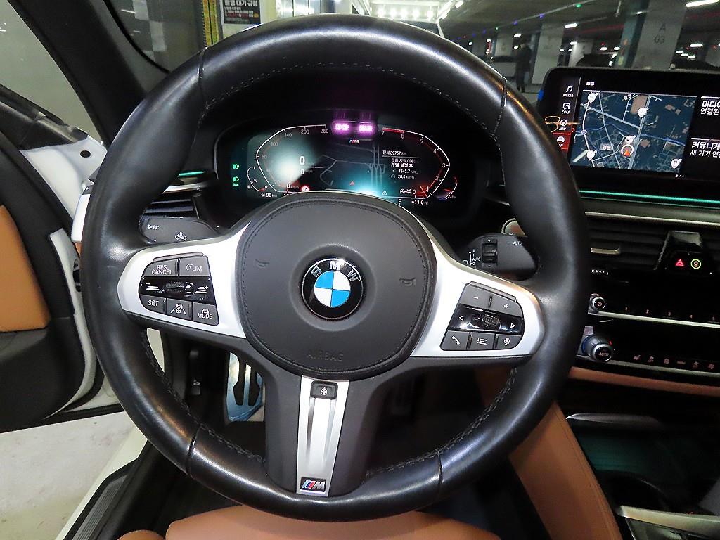 BMW 5 Series - Vista 8