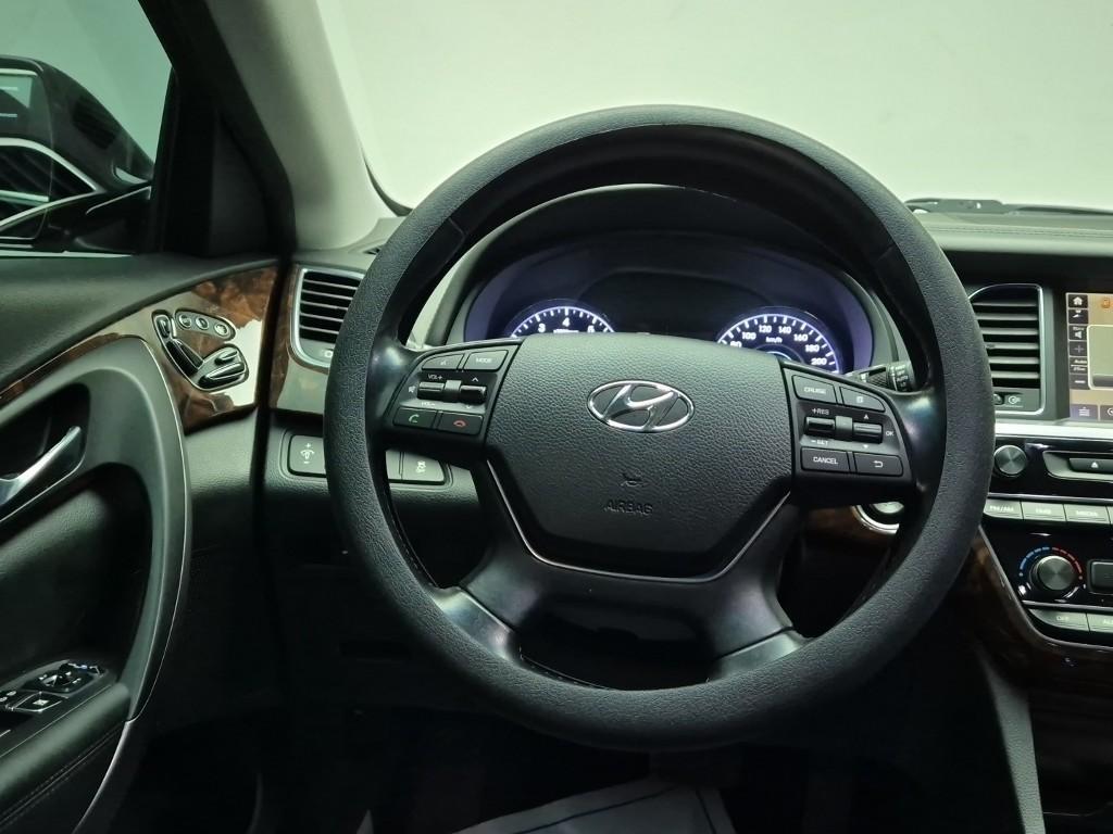 HYUNDAI Aslan - Vista 9