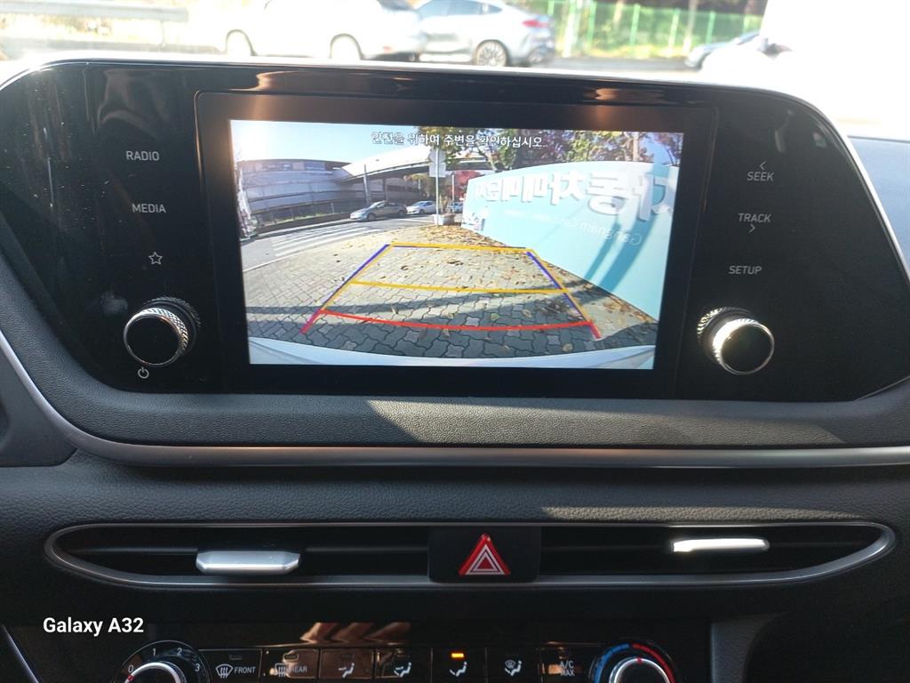 HYUNDAI Sonata - Vista 9