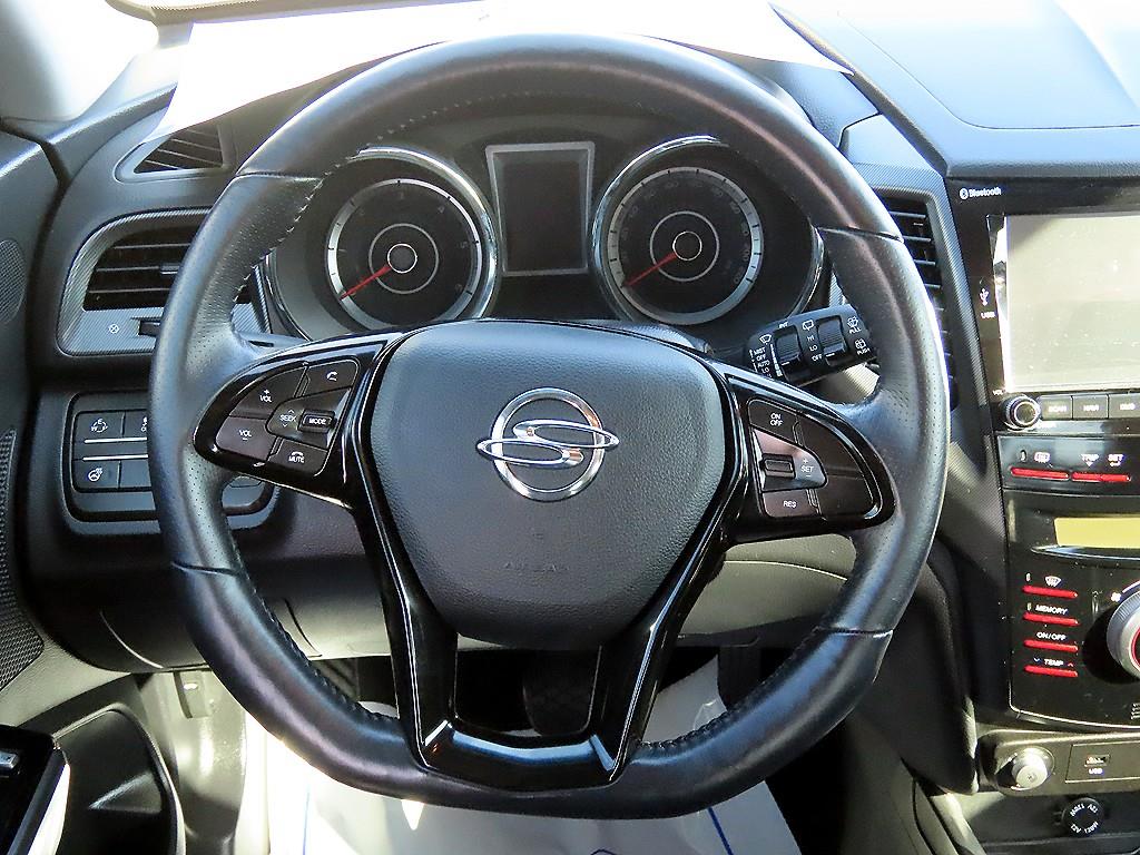 Ssangyong Tivoli - Vista 7