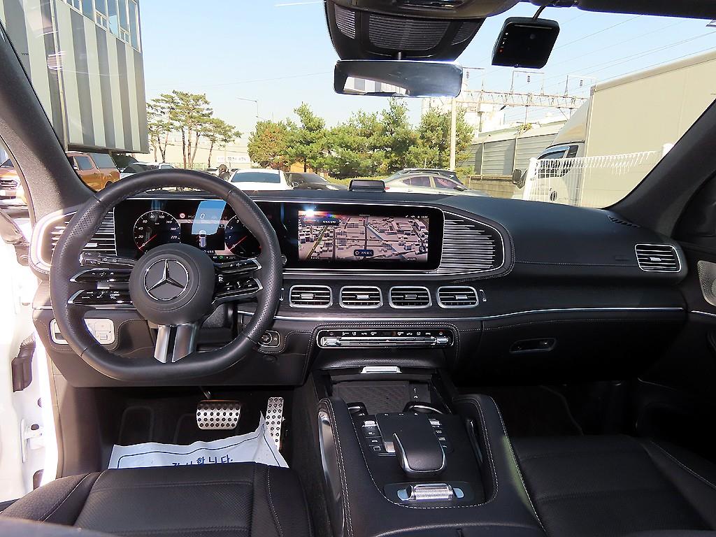 Mercedes Benz GLS Class - Vista 8