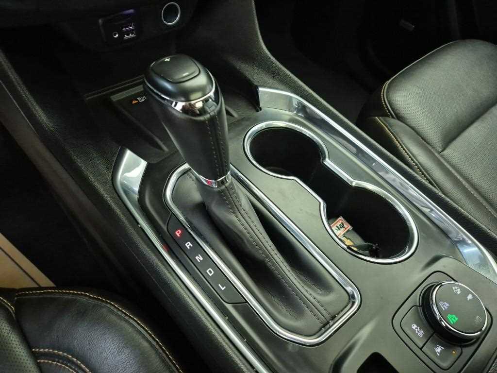 Chevrolet Travers - Vista 8