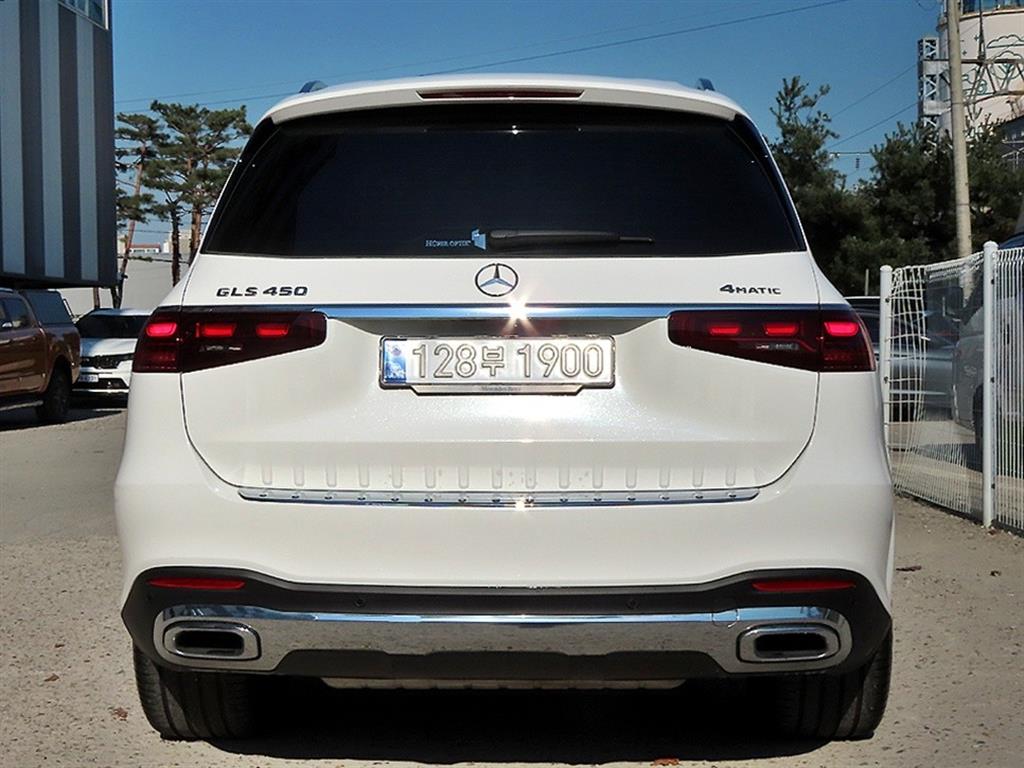 Mercedes Benz GLS Class - Vista 4