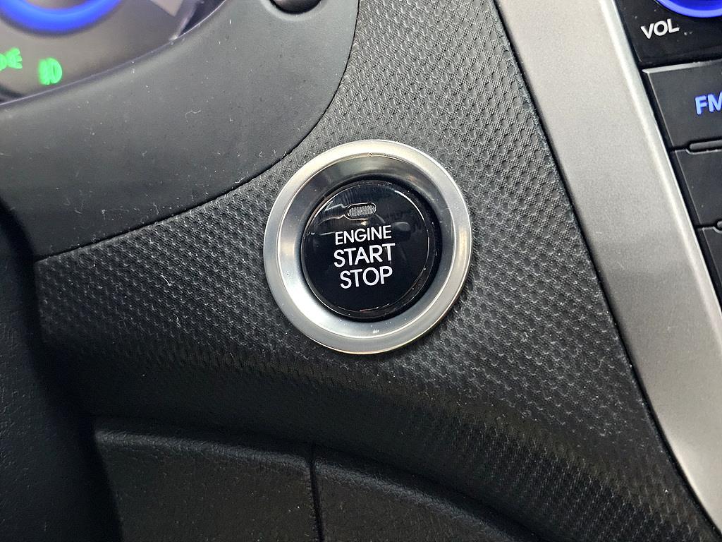 HYUNDAI Accent 2016 Gris - Importación desde Corea - HF Imports Iquique - Foto 14