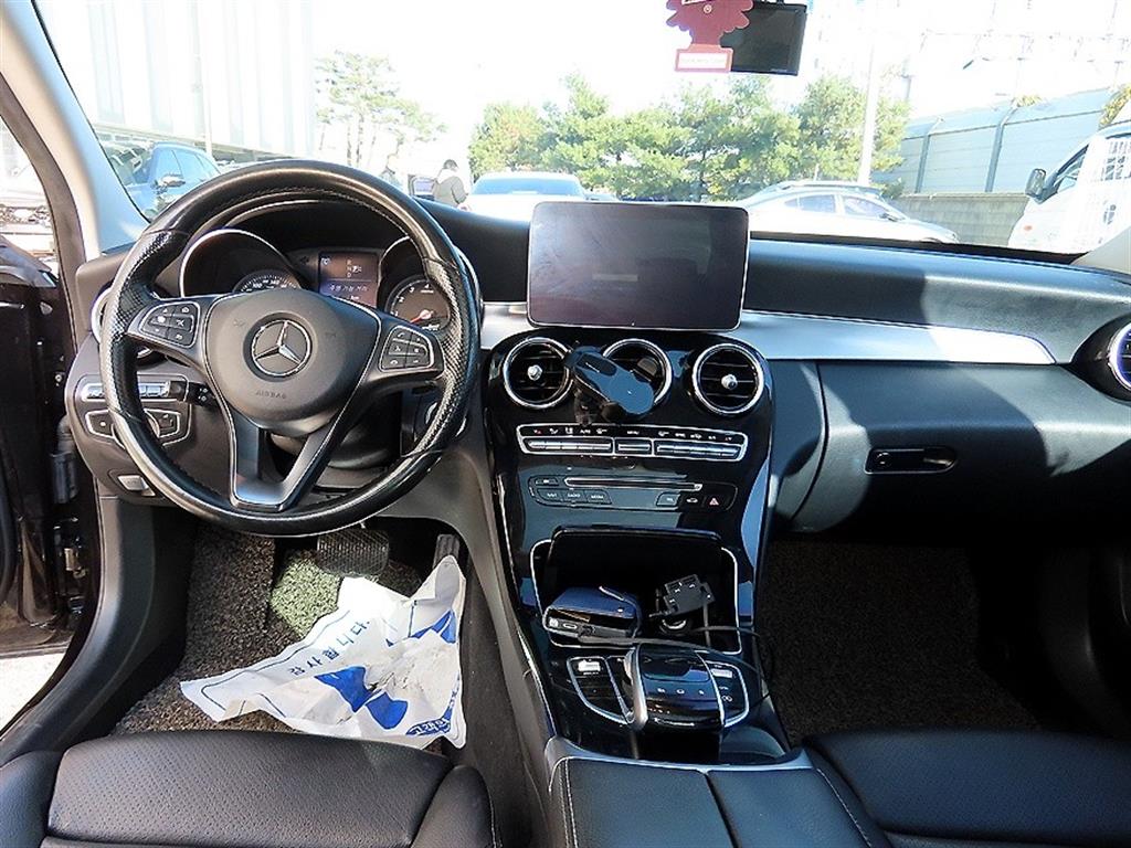 Mercedes Benz C Class - Vista 7