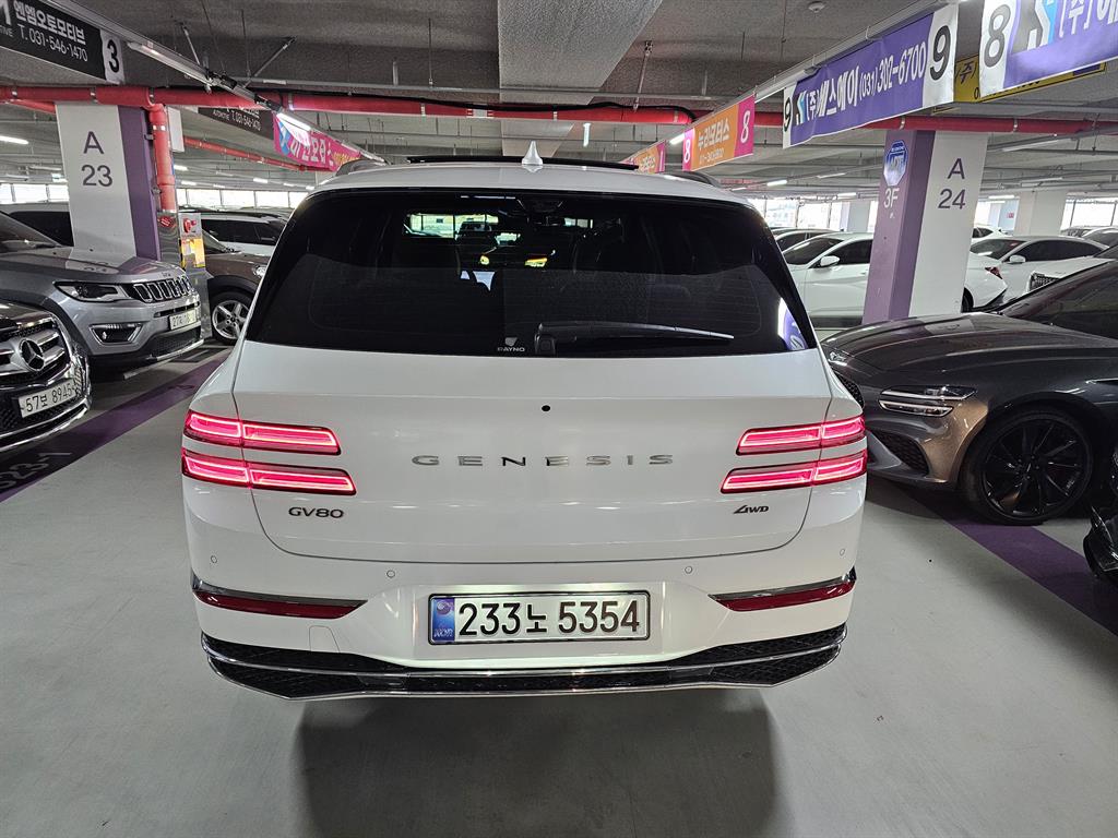 Genesis GV80 - Vista 6