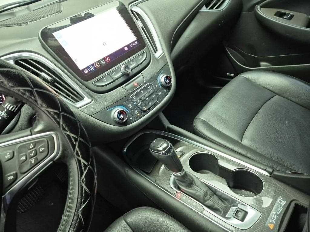 Chevrolet Malibu - Vista 10