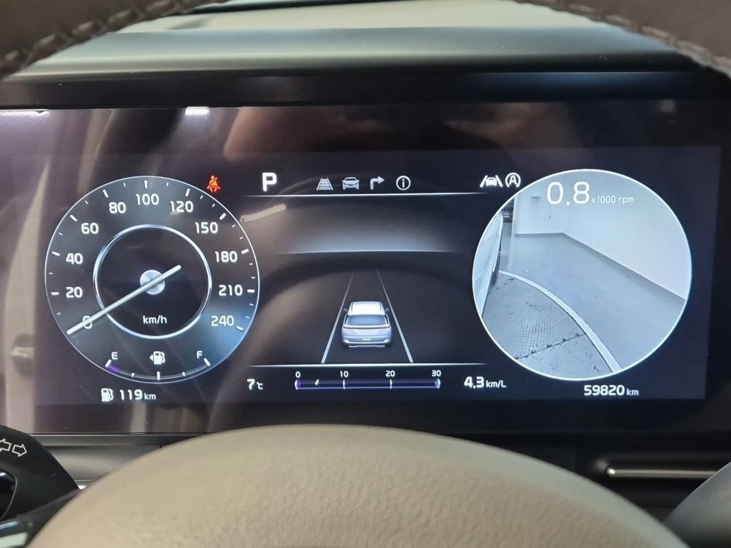 KIA Carnival - Vista 6