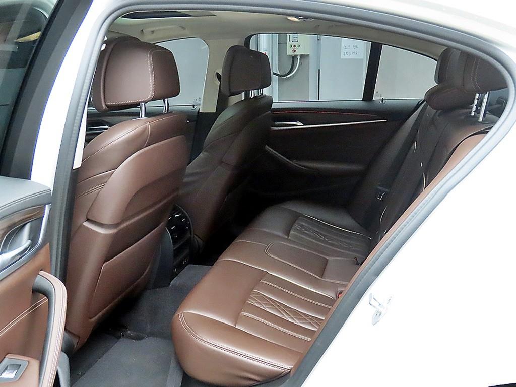 BMW 5 Series - Vista 6