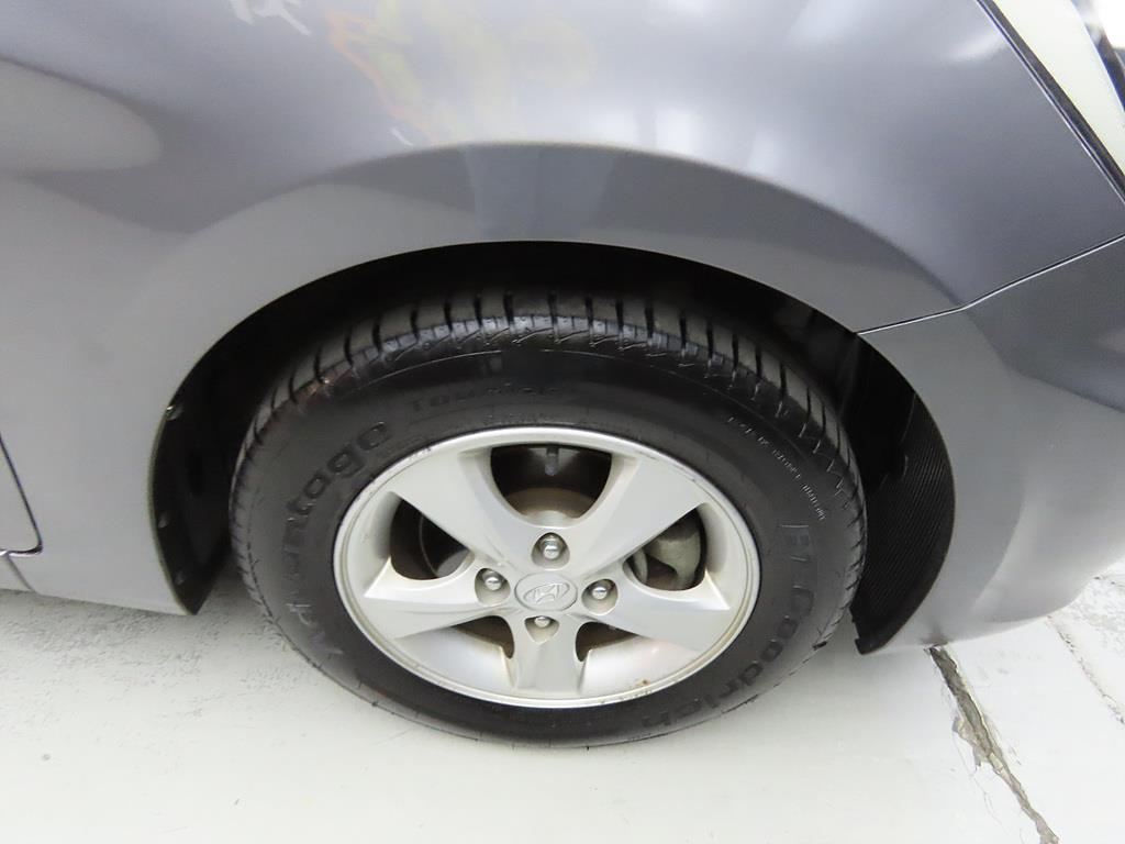 HYUNDAI Accent 2015 Gris - Importación desde Corea - HF Imports Iquique - Foto 18