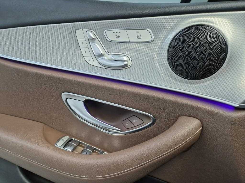 Mercedes Benz E class 2019 Gris - Importación desde Corea - HF Imports Iquique - Foto 19