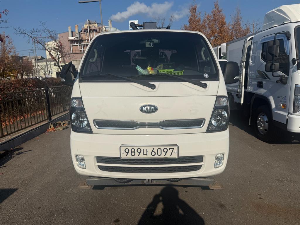 medium and large cargo goso 2018 Blanco - Importación desde Corea - HF Imports Iquique - Foto 1