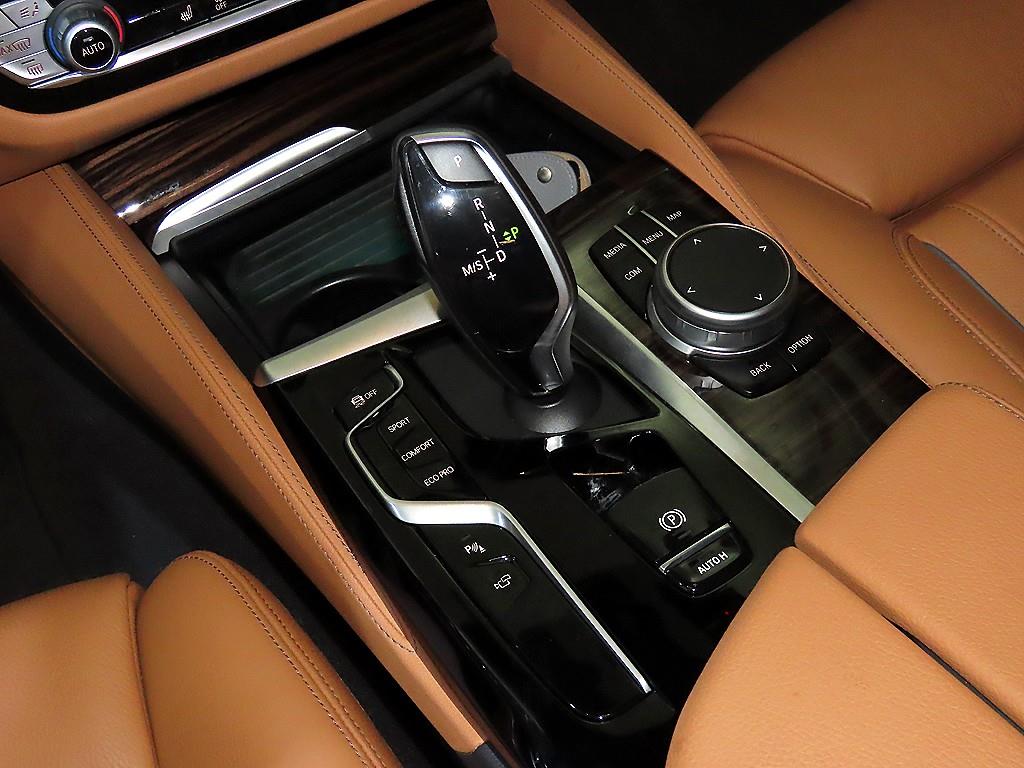 BMW 5 Series - Vista 12