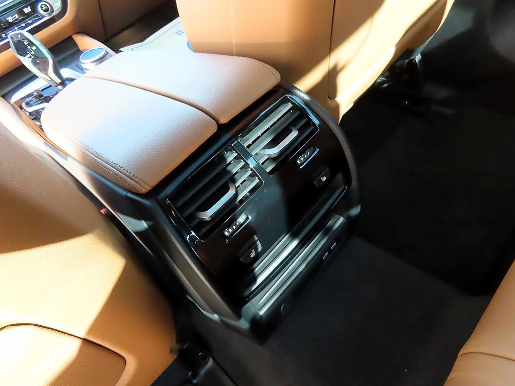 BMW 5 Series 2023 Blanco - Importación desde Corea - HF Imports Iquique - Foto 16