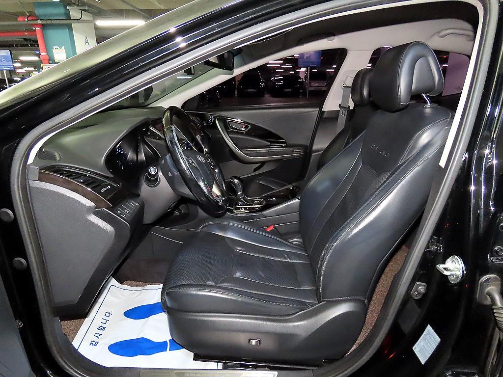 HYUNDAI Grandeur - Vista 6