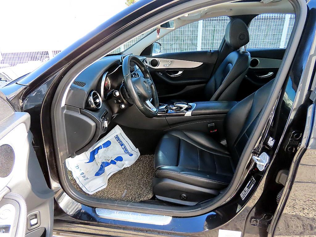 Mercedes Benz C Class - Vista 5