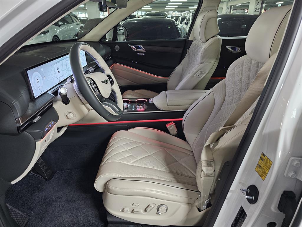 Genesis GV80 - Vista 10