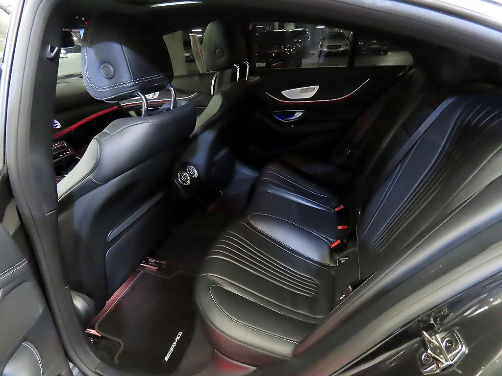 Mercedes Benz CLS Class - Vista 7